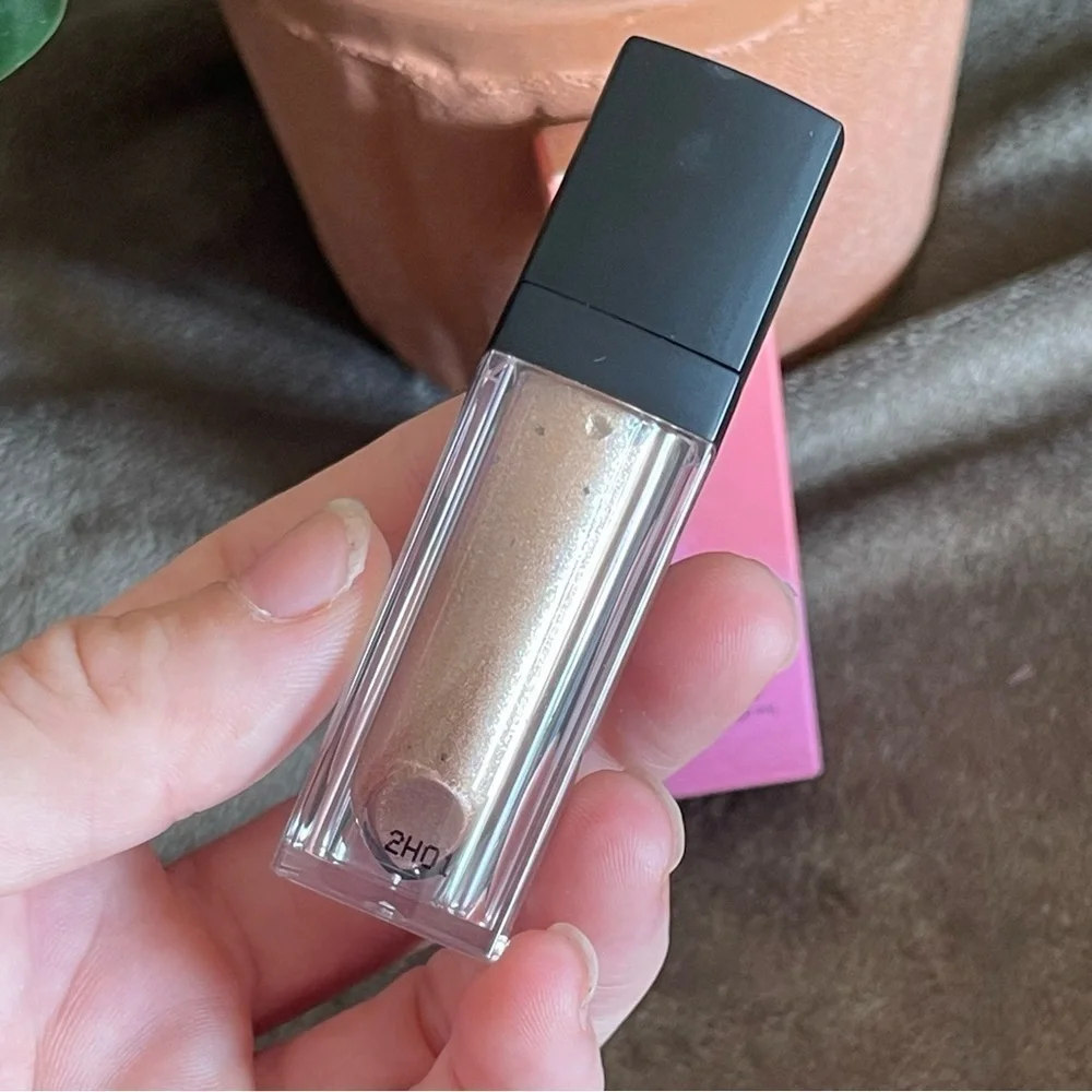 *NIB* Lucky Chick liquid eyeshadow